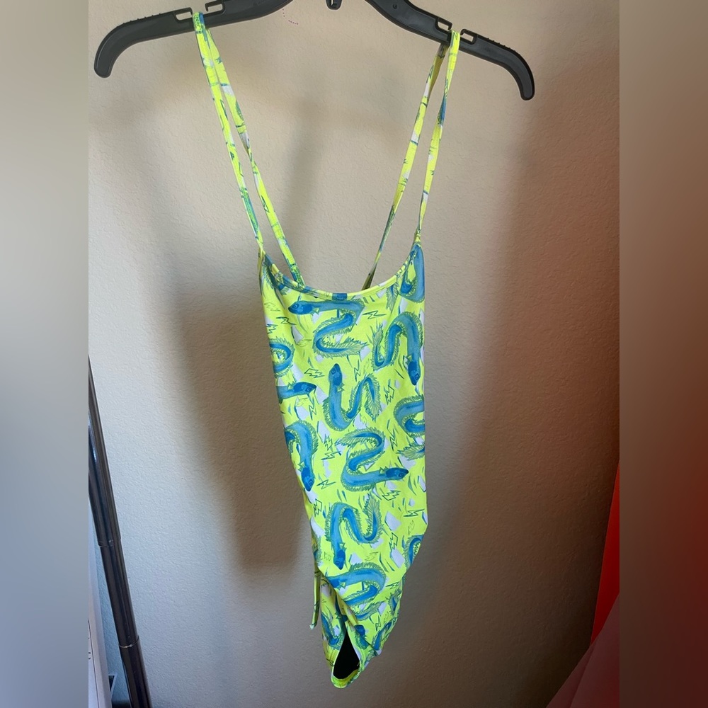 Jolyn swimsuit size 30 eel pattern